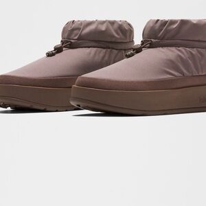 lululemon athletica Women's Winter Puff Boots - Brown